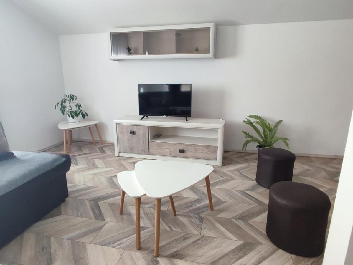 Apartman Flora Vrdnik Eksteriør bilde